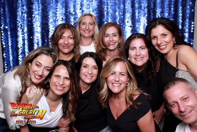 Back to the Galaxy V photo booth photo 18